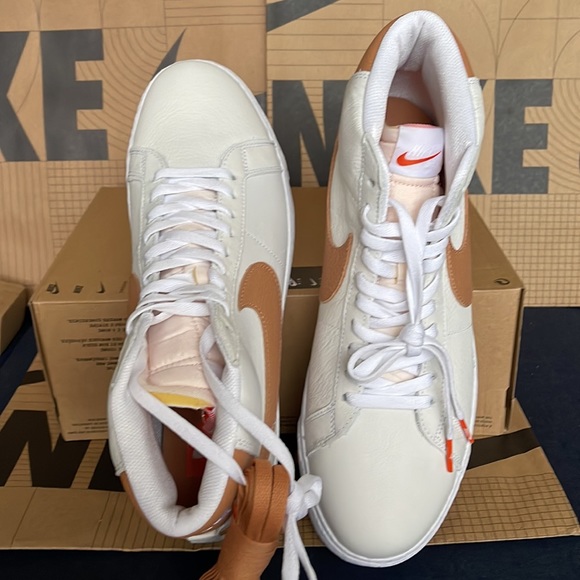 Nike SB Zoom Blazer Mid ISO white/LT cognac-white-white Men’s - Picture 13 of 16